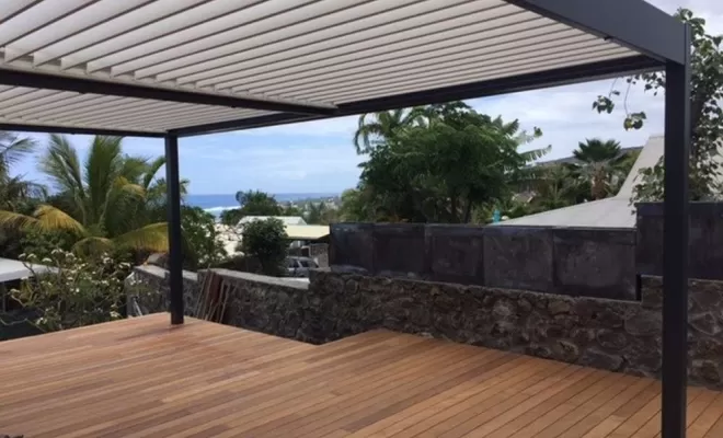 Pergola bioclimatique, Saint-Pierre, Store Réunion