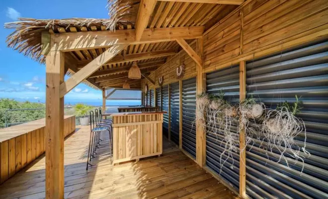 Pergola en bois, Saint-Pierre, Store Réunion