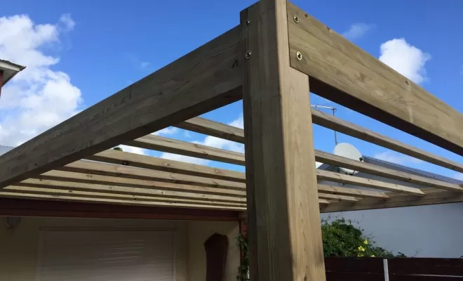 Pergola en bois, Saint-Pierre, Store Réunion